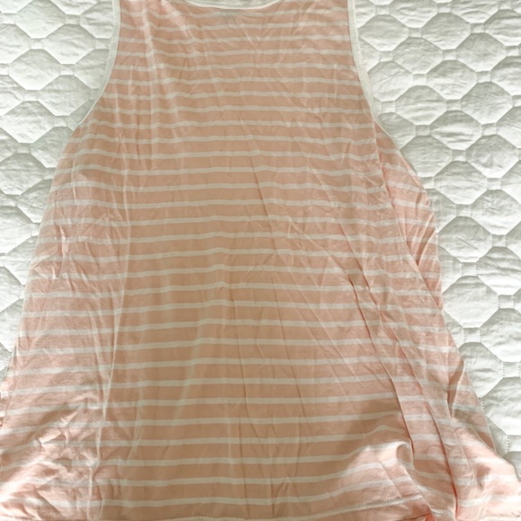 Clothes bundle - Picture 6 of 13